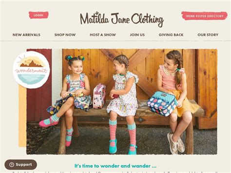 designer children's clothing website.